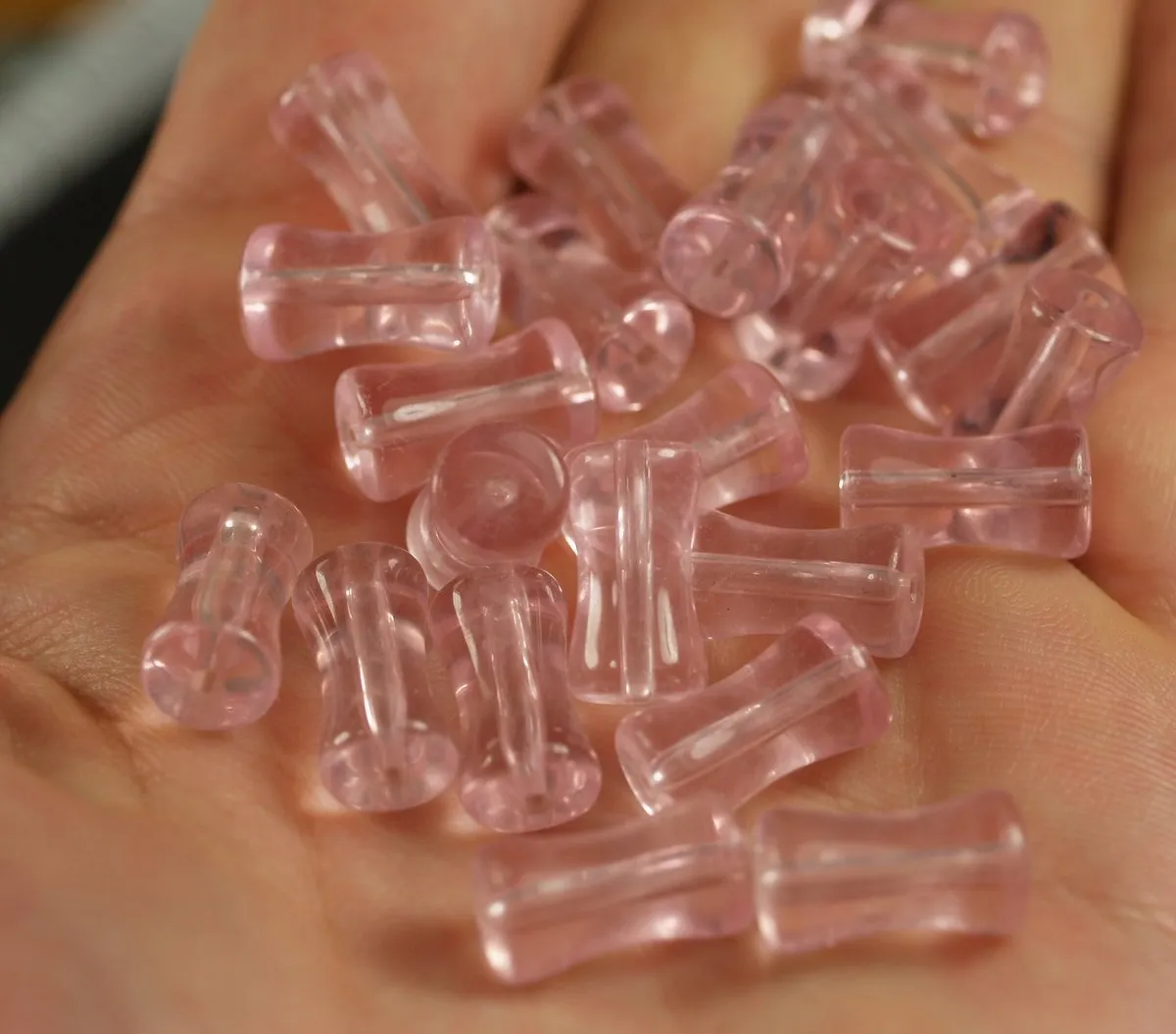 10 Pcs Czech Glass 14x8 Mm Soft Pink Wave Beads Pc-39