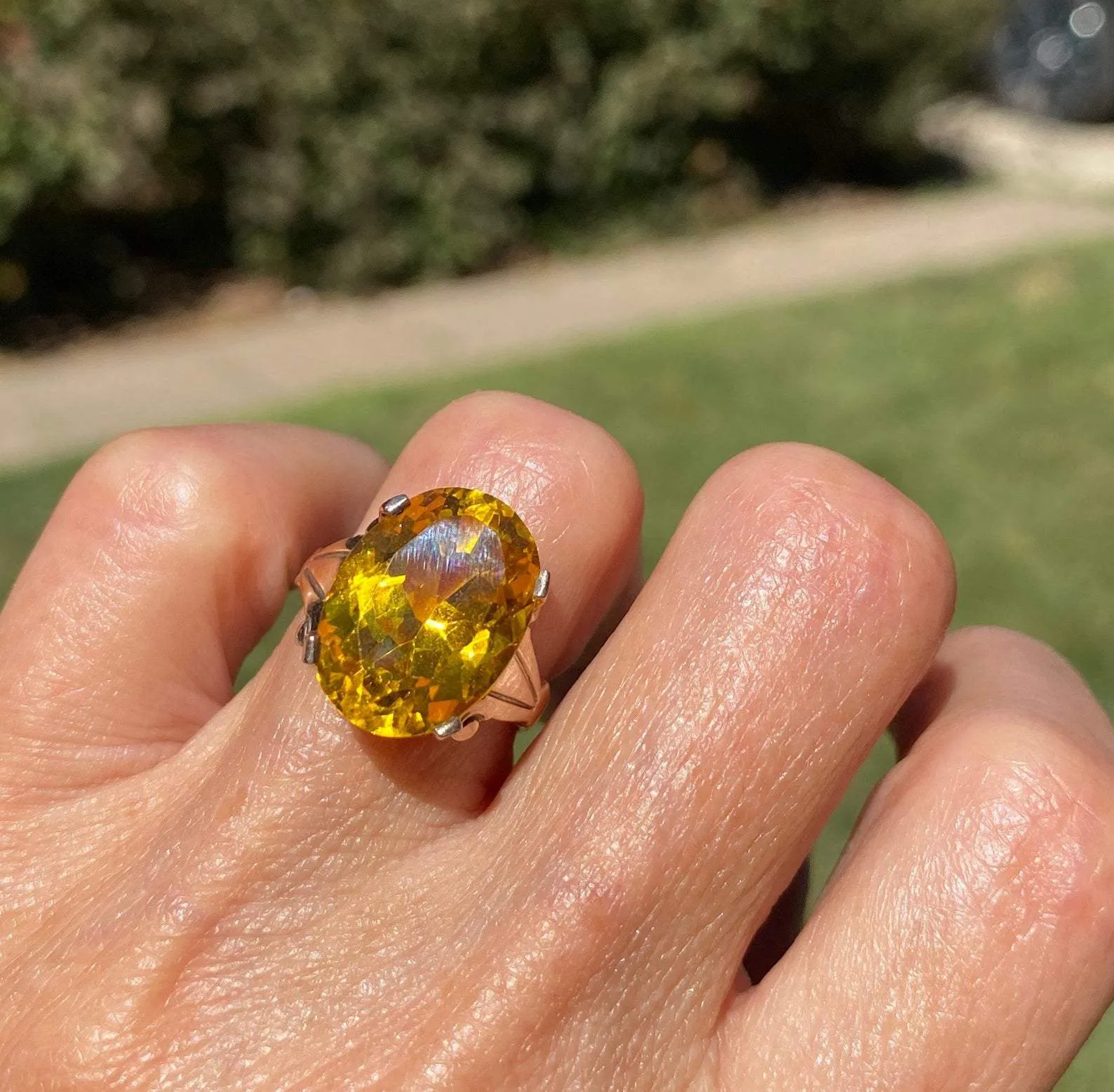 14K Gold Vintage Yellow Sapphire Ring