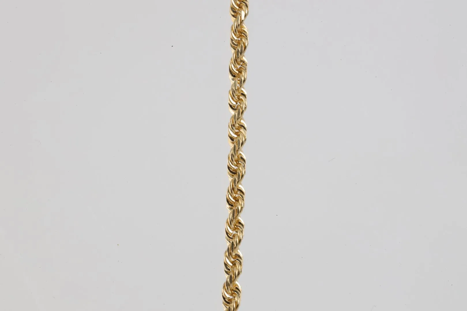 30" 14k Yellow Gold Twisted Rope Chain Necklace (7.03g.)