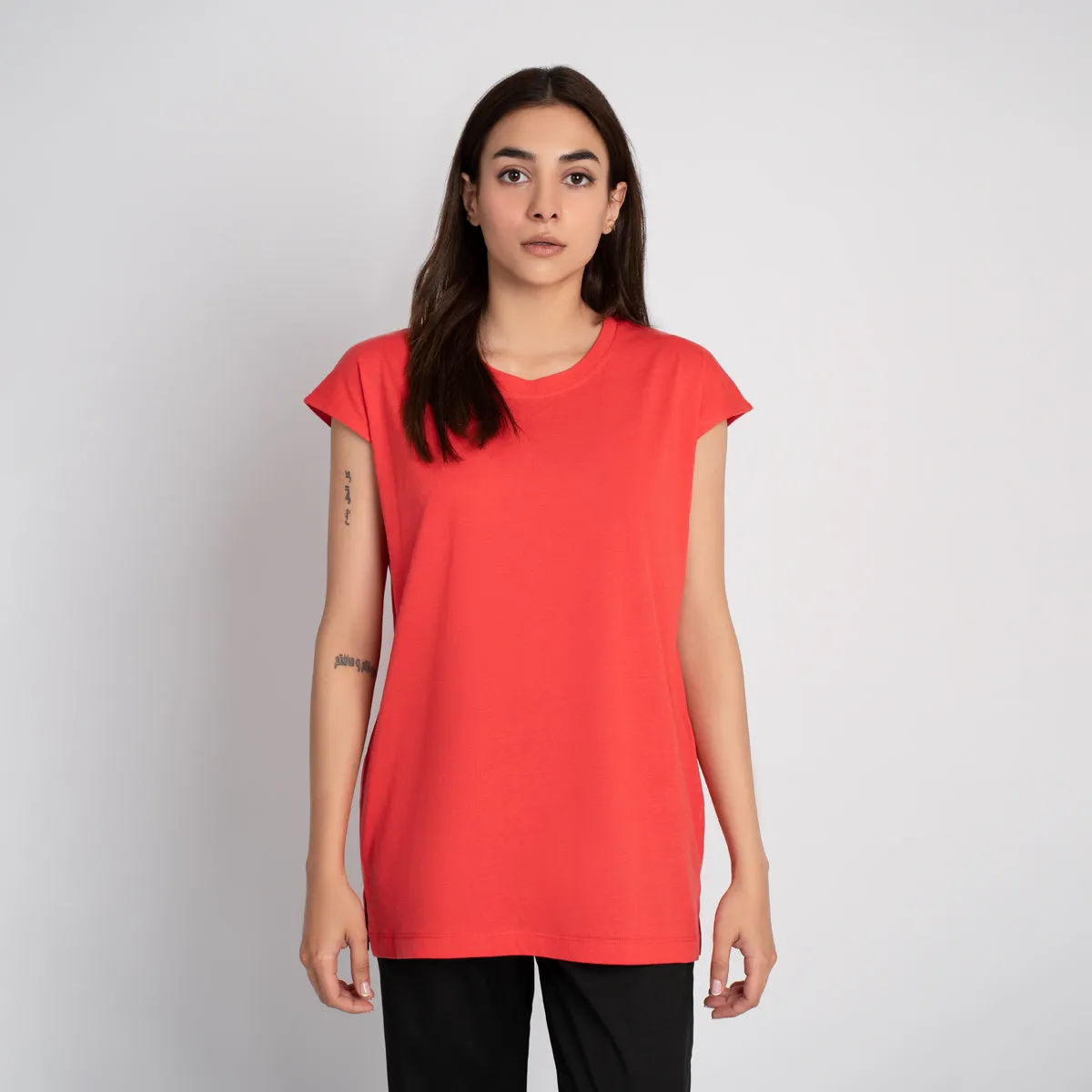 Crew Neck Side Slit T Shirt - HSSW1230018