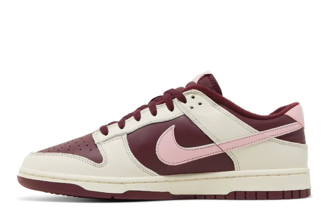 Dunk Low Premium 'Valentine's Day' (2023)