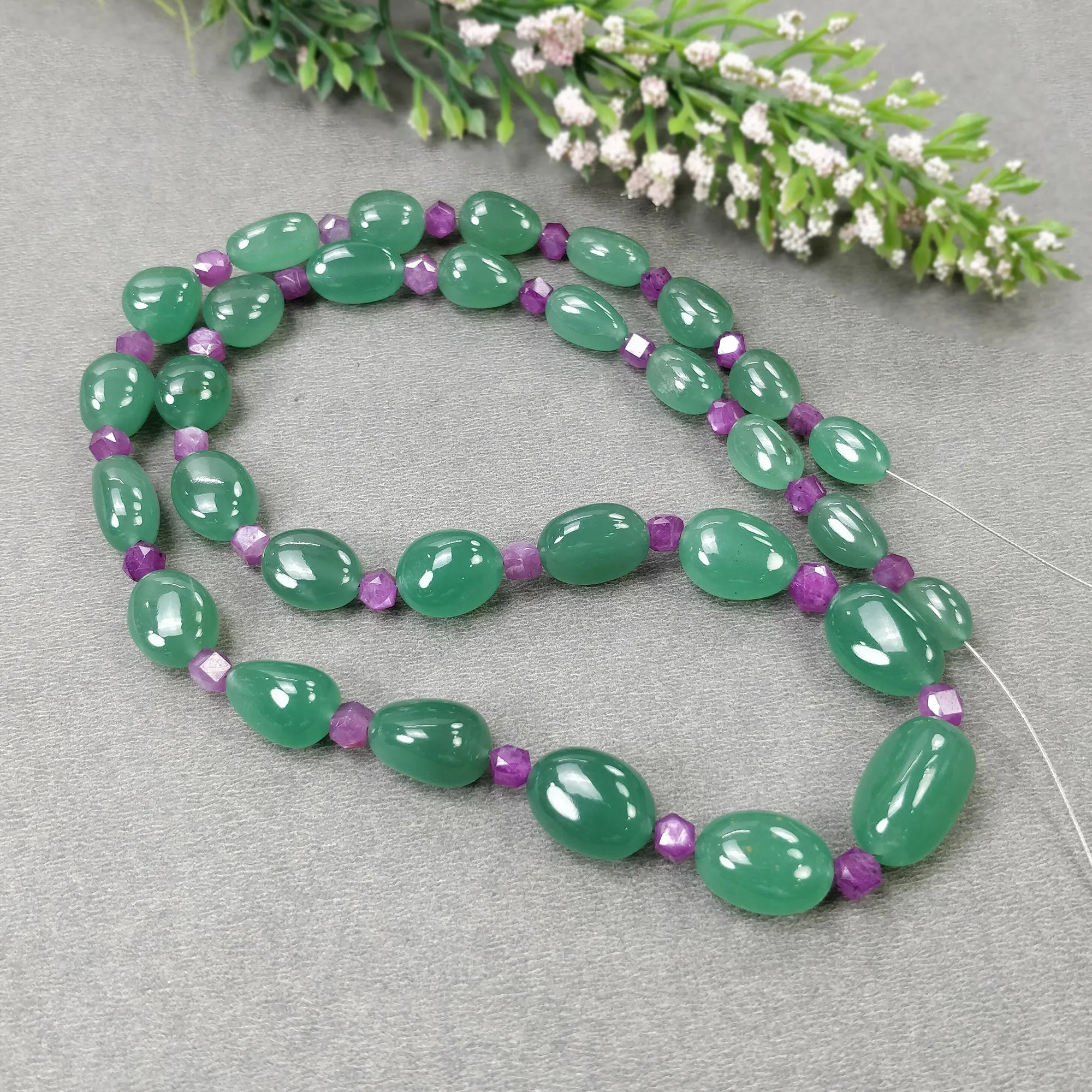 Green QUARTZITE With Raspberry SAPPHIRE Gemstone Loose Beads : 282.35cts Natural Untreated Quartzite Uneven Cabochon Nuggets 20" Loose Beads