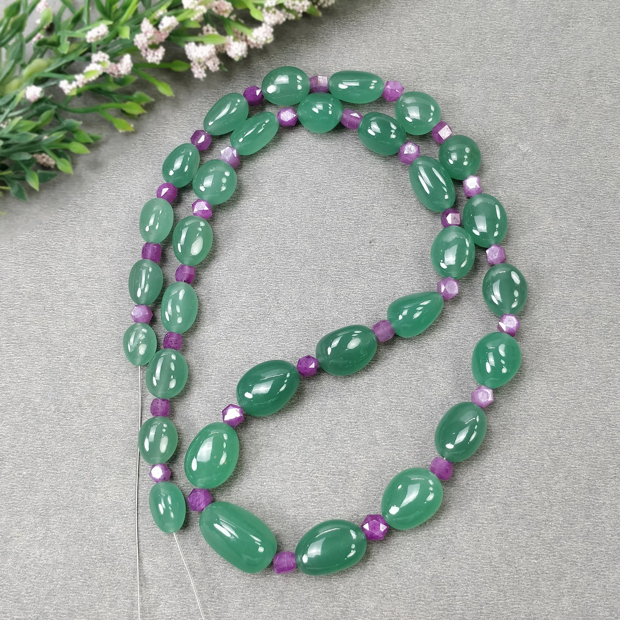 Green QUARTZITE With Raspberry SAPPHIRE Gemstone Loose Beads : 282.35cts Natural Untreated Quartzite Uneven Cabochon Nuggets 20" Loose Beads