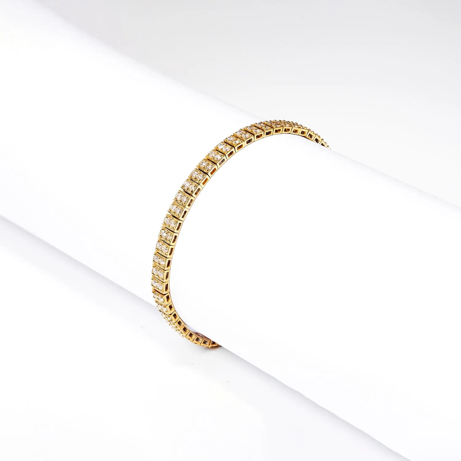 Iyla 3 Carat Round Brilliant Diamond Tennis Bracelet in 14k Yellow Gold