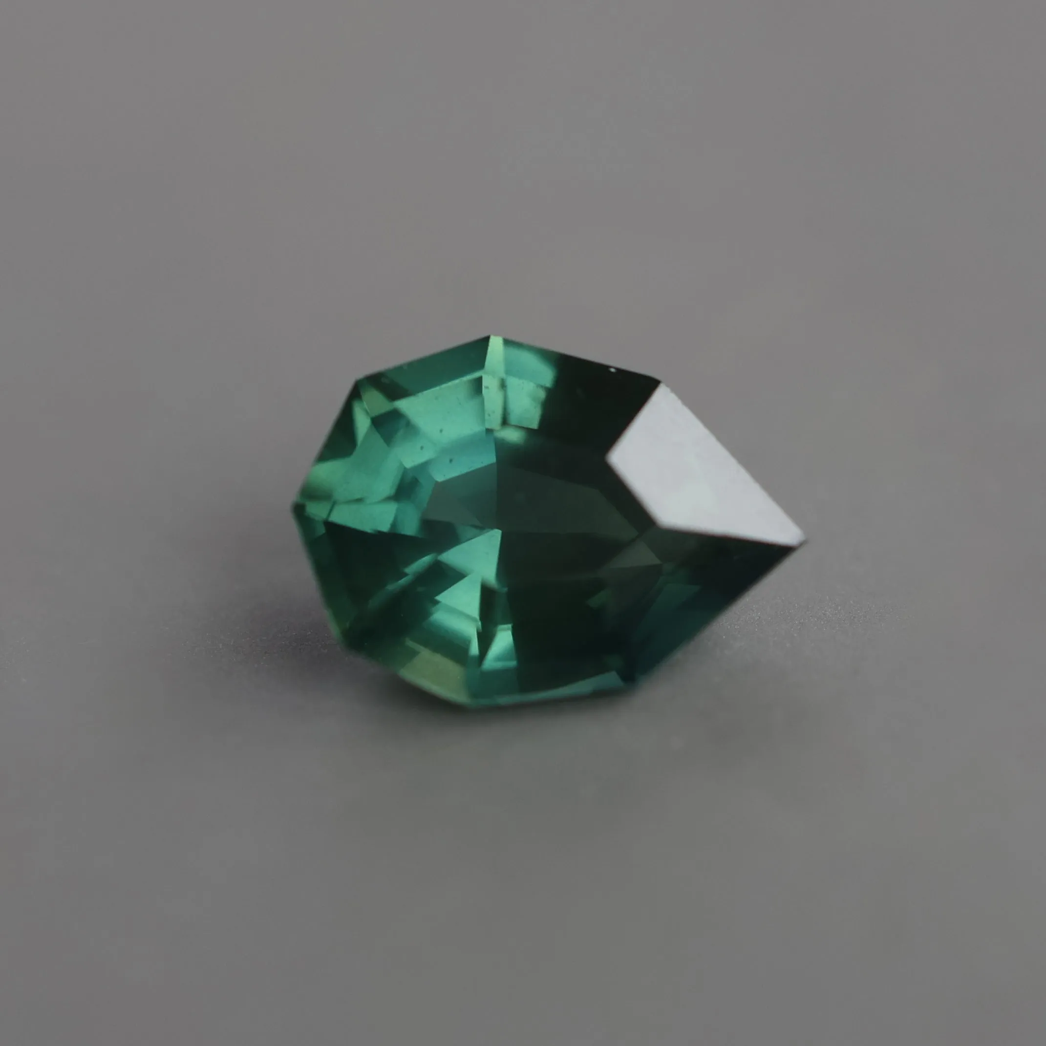 Loose 1.63 Ct Pear Teal Sapphire