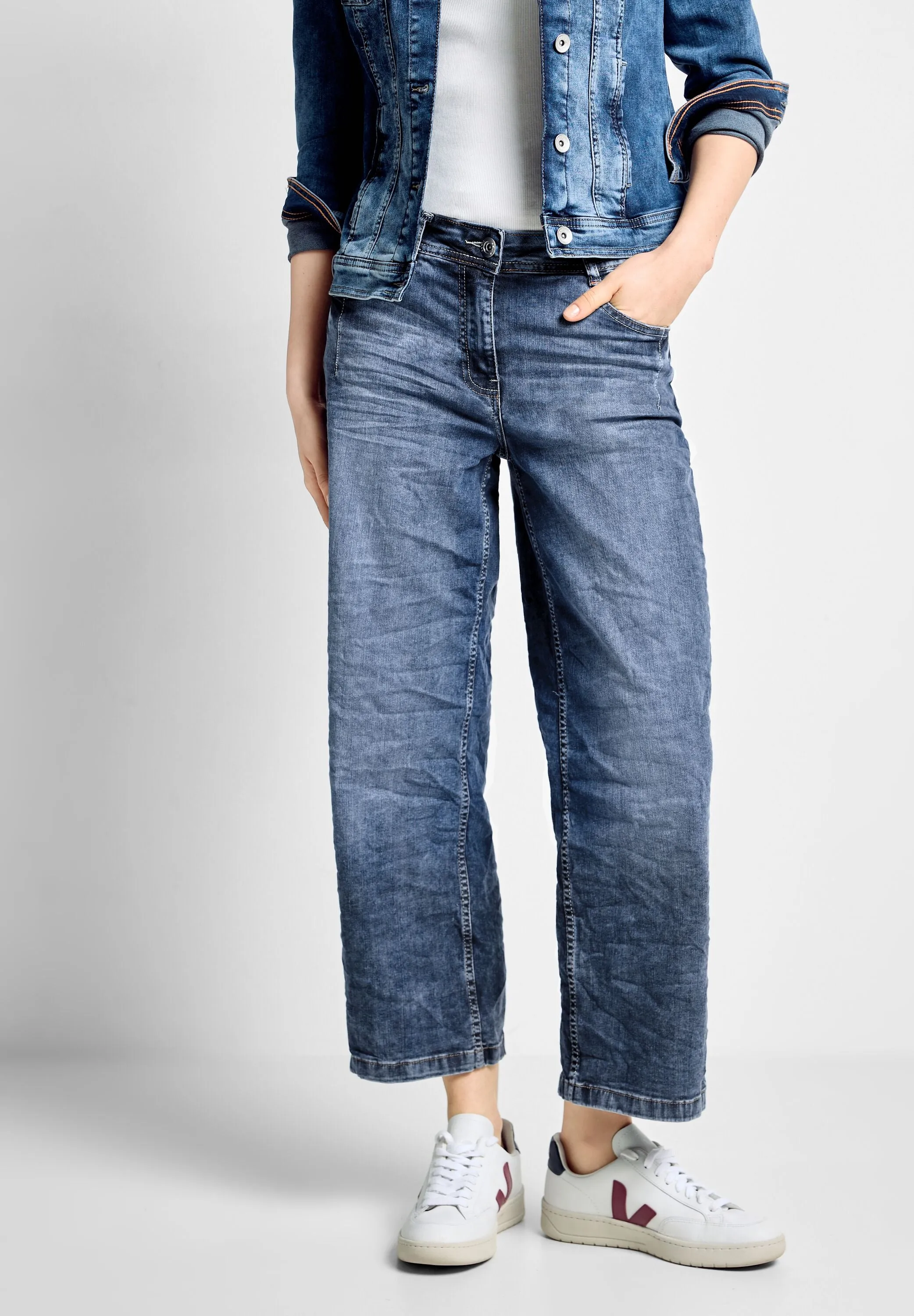 Loose Fit Jeans