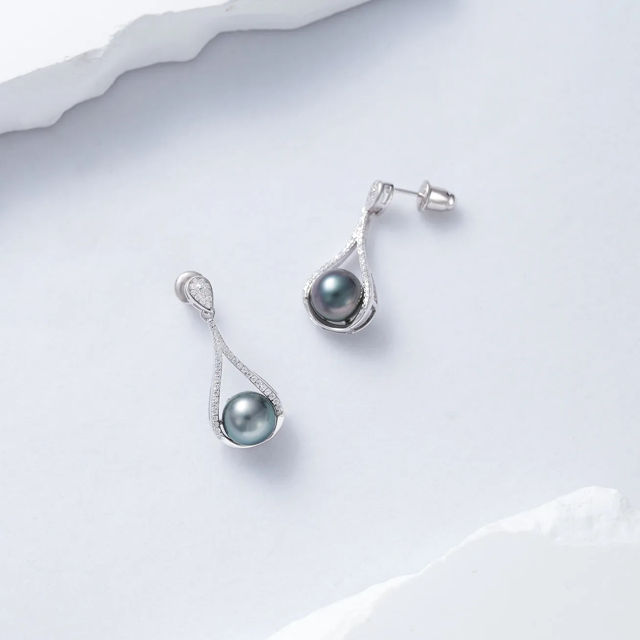 Tahitian Pearl Earrings WE00783